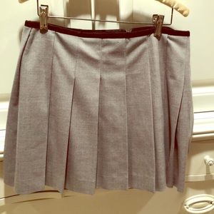 Theory gray pleated skirt